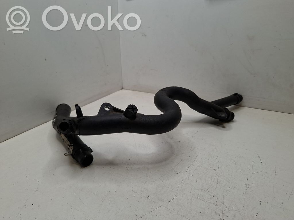 BMW 5 E39 Engine coolant pipe/hose 