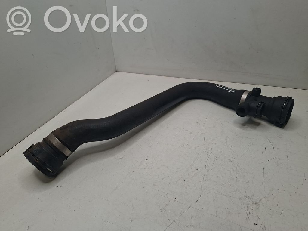 Engine coolant pipe/hose   2247307