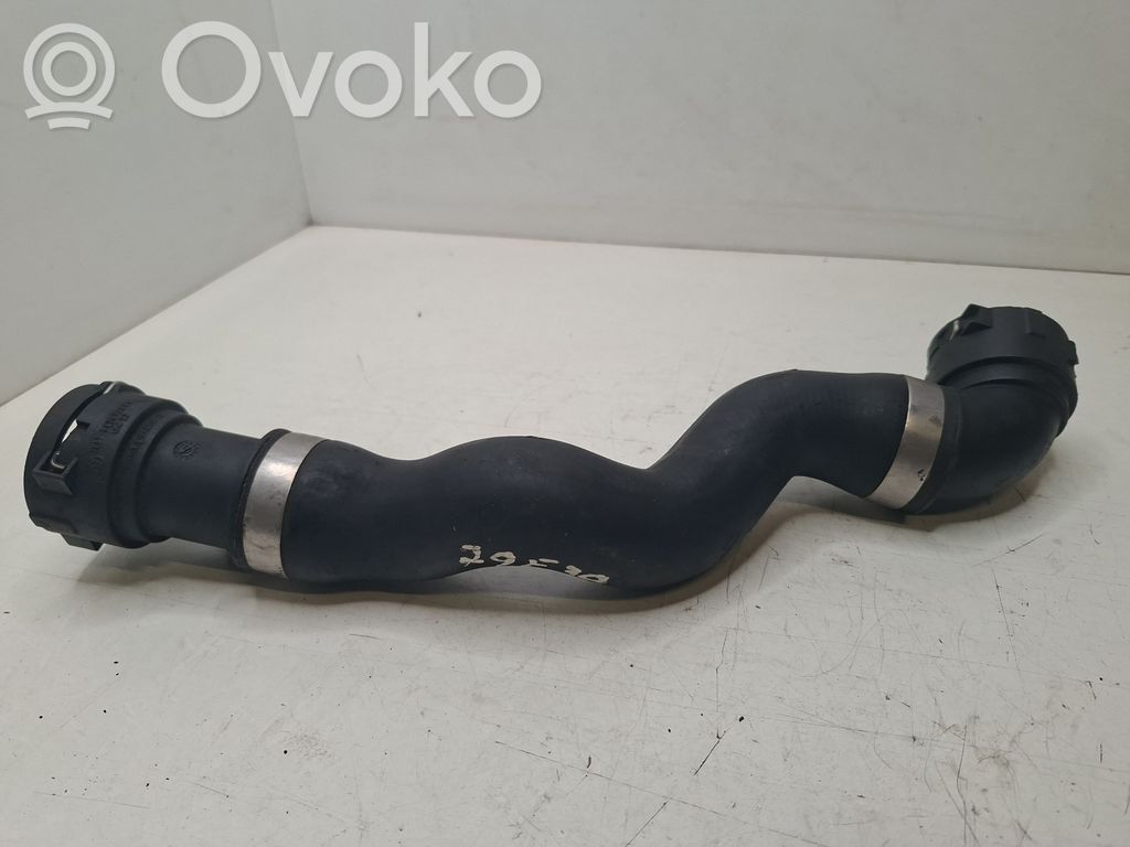 BMW 5 E39 Engine coolant pipe/hose 