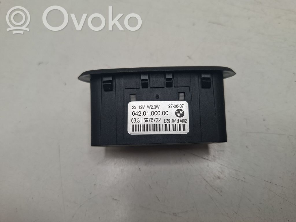 Luz interna puerta delantera   6976722