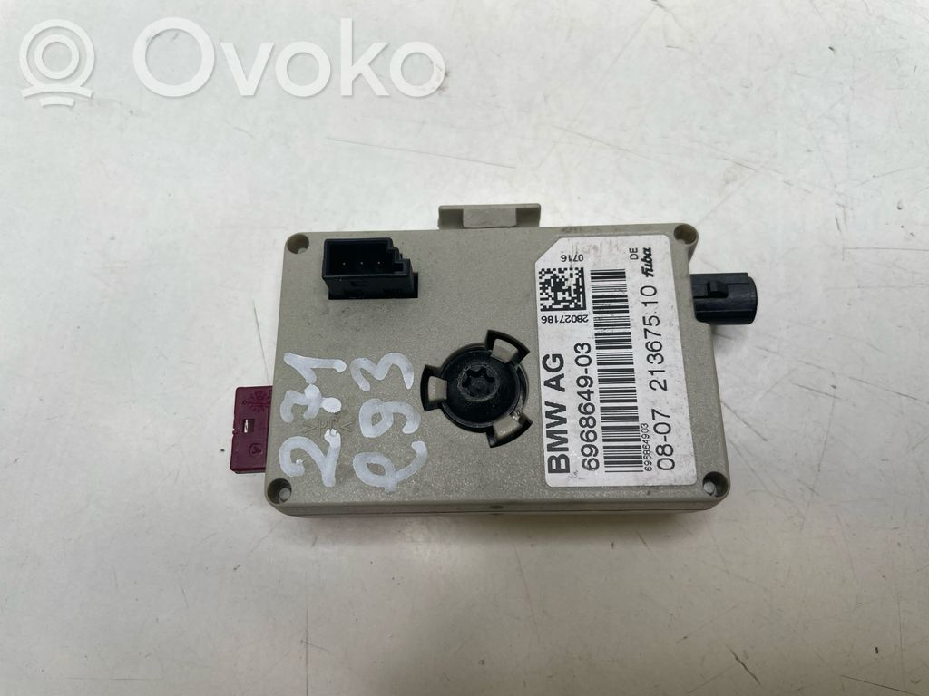 BMW 3 E92 E93 Antenas pastiprinātājs 