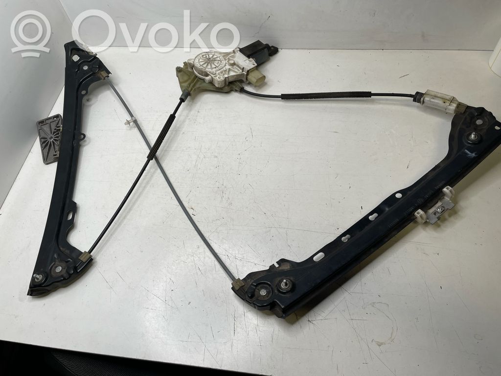 BMW 3 E92 E93 Front door window regulator with motor 