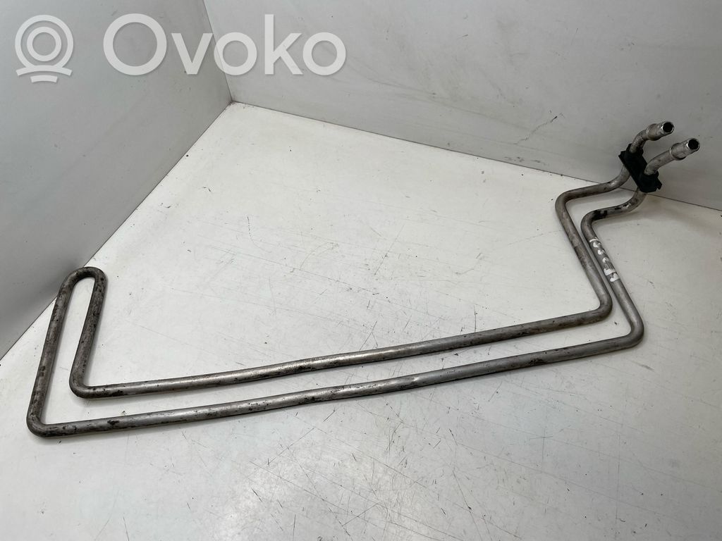 BMW 5 E39 Ilmastointilaitteen putki (A/C) 