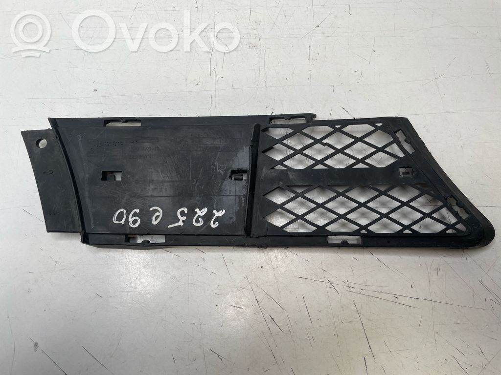 BMW 3 E90 E91 Front bumper lower grill 