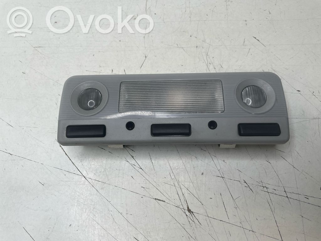 Etuistuimen valo   8369511