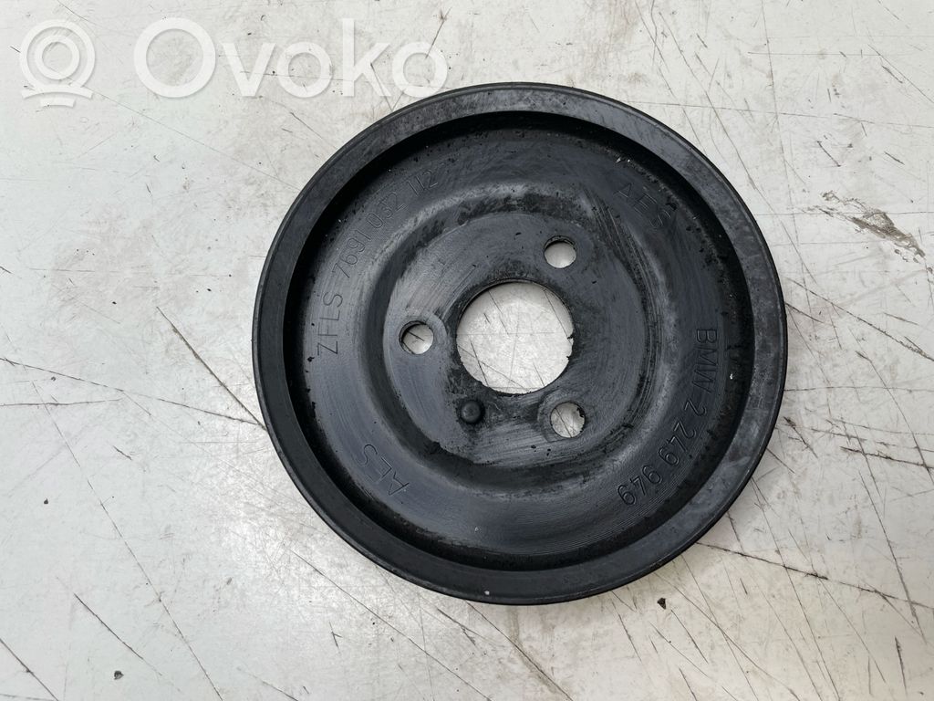 BMW X5 E53 Power steering pump pulley 