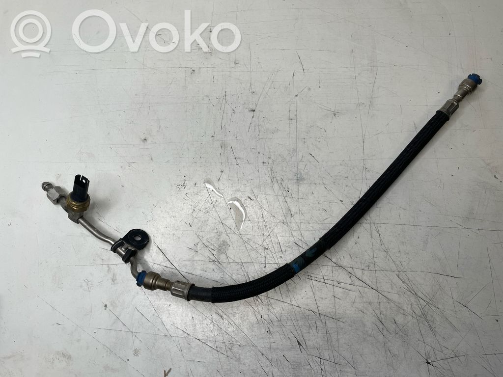 BMW 3 E92 E93 Fuel pressure sensor 