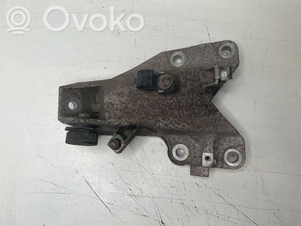 Halterung Lager Motor   6760315