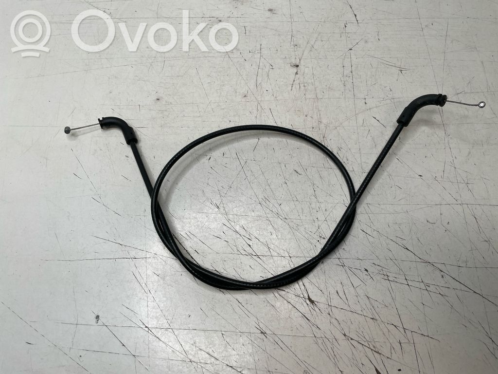 Engine bonnet/hood lock release cable   8240609