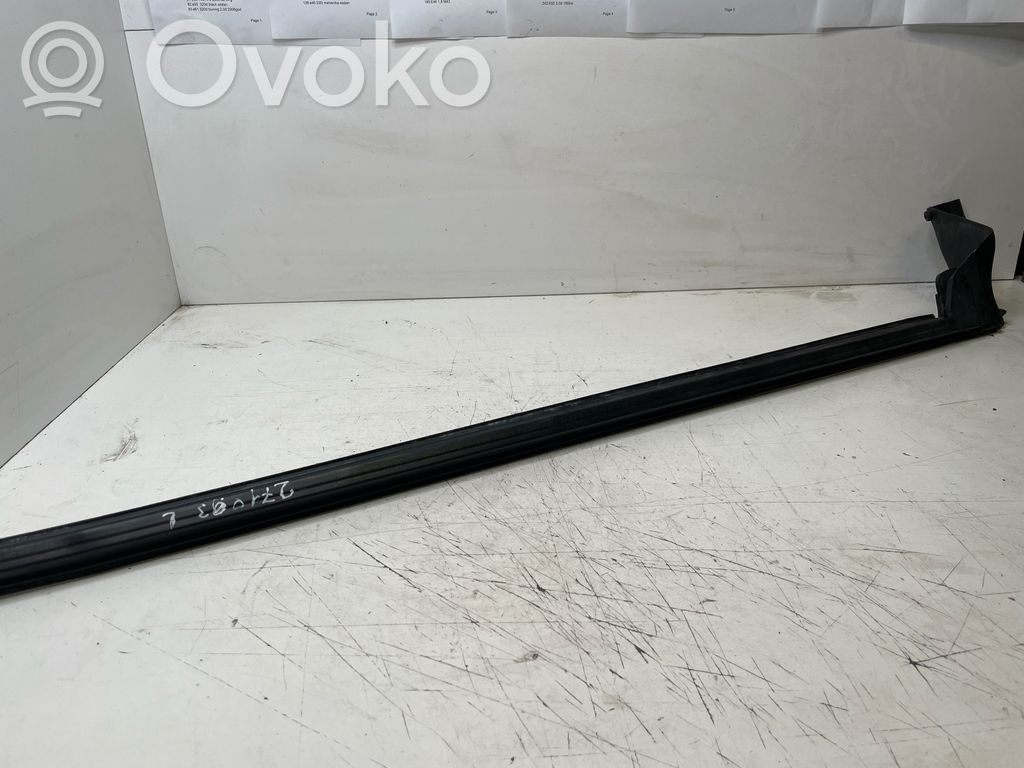 BMW 3 E92 E93 Rubber seal front coupe door window 