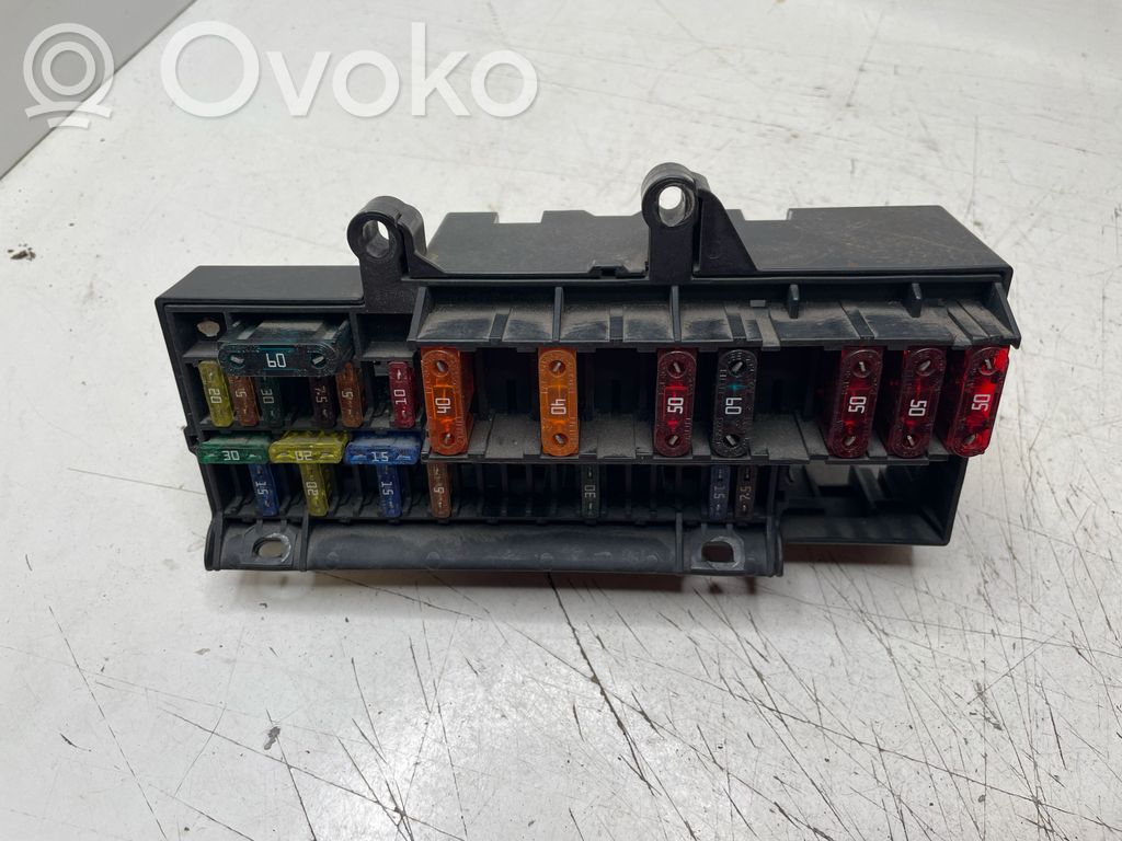 Module de fusibles   6900582