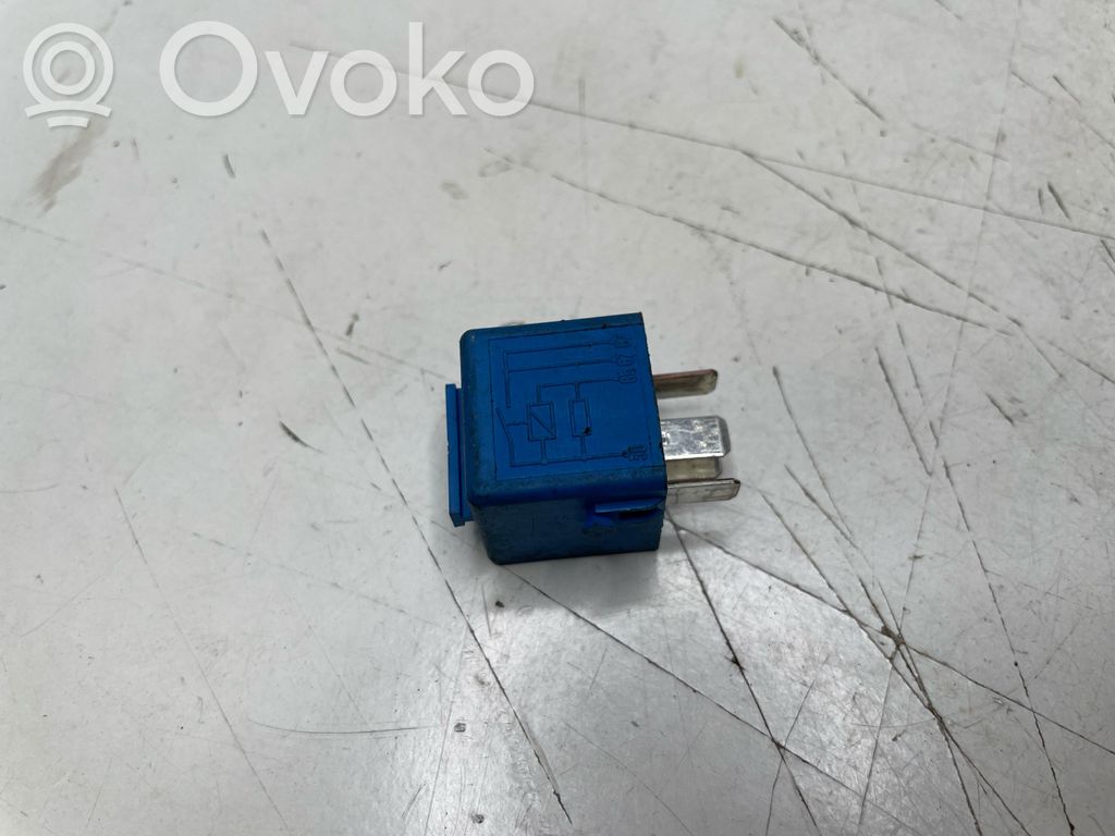Other relay   6136,6915327,V23134K59X315