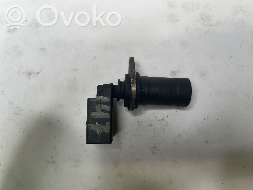 BMW 5 E39 Crankshaft position sensor 