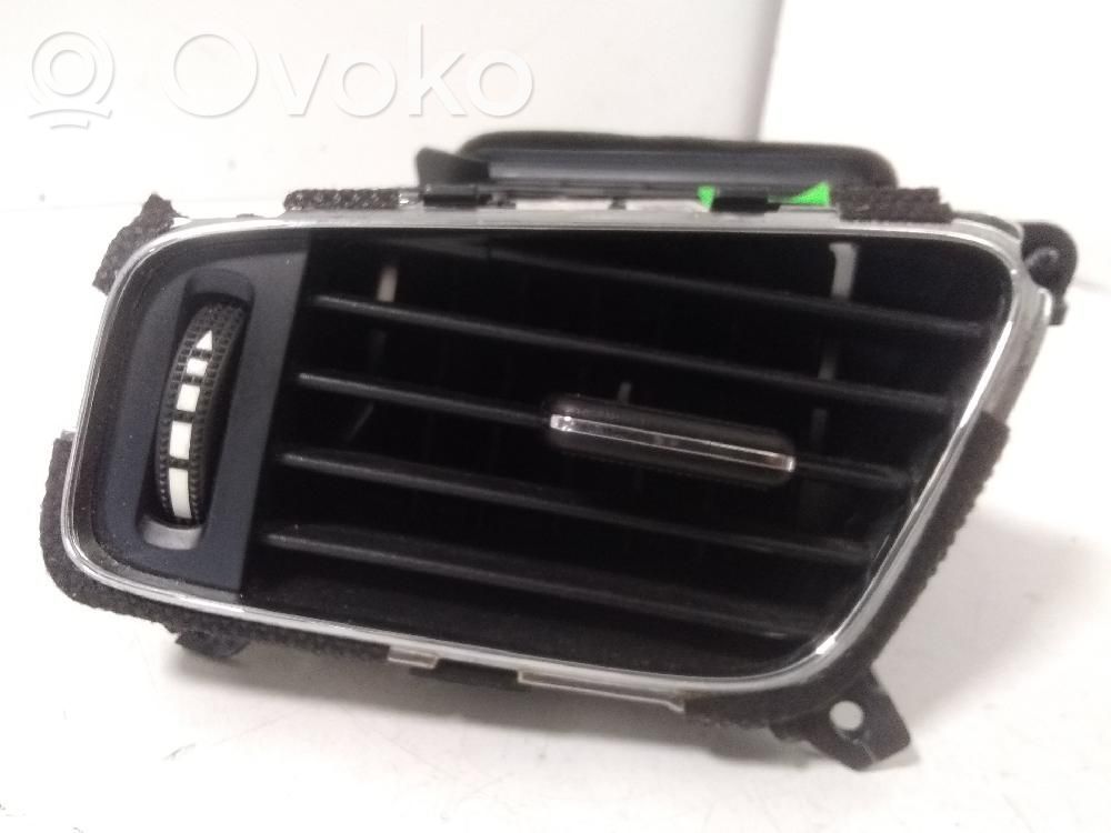 KIA Ceed Centrinės oro grotelės 