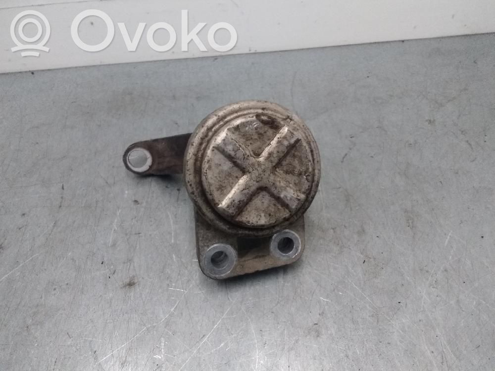 Ford Mondeo MK IV Engine mount bracket 