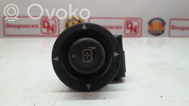Ford Mustang V Wing mirror switch 