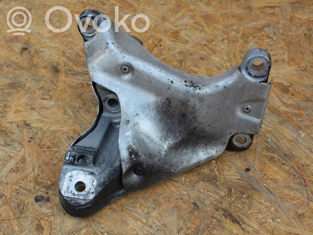 BMW 3 E90 E91 Other engine bay part 