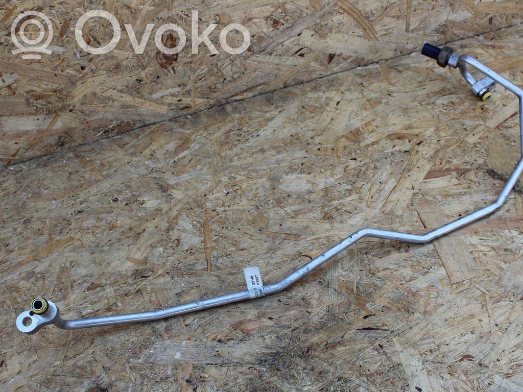 BMW Z4 E85 E86 Ilmastointilaitteen putki (A/C) 