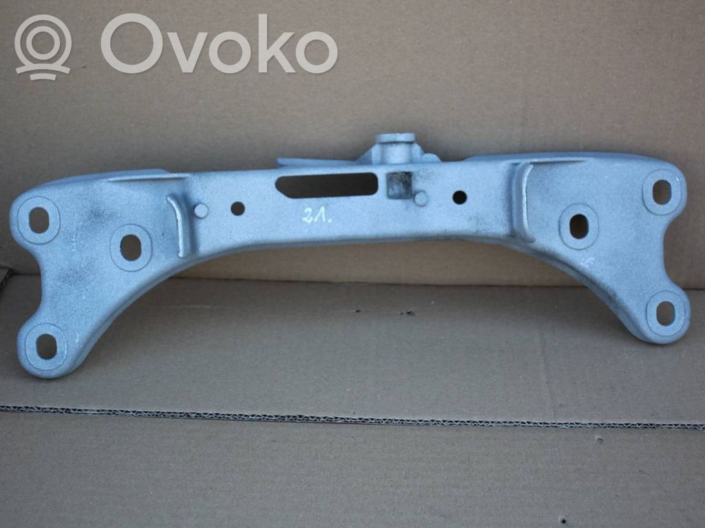 BMW 7 E38 Gearbox mounting bracket 