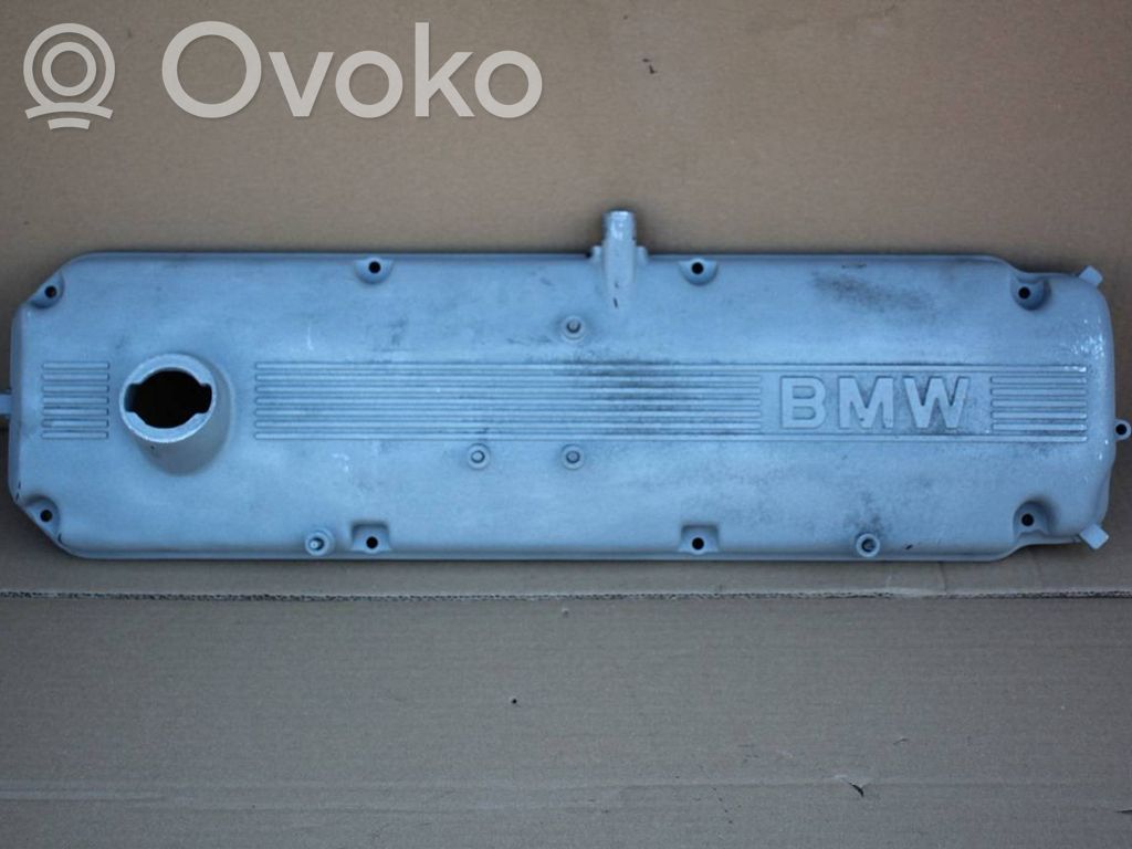 BMW 7 E32 Ventildeckel 