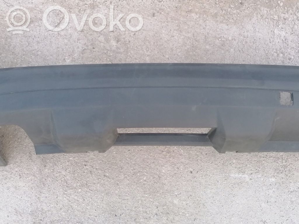 Audi Q2 - Moldura inferior del parachoques trasero 
