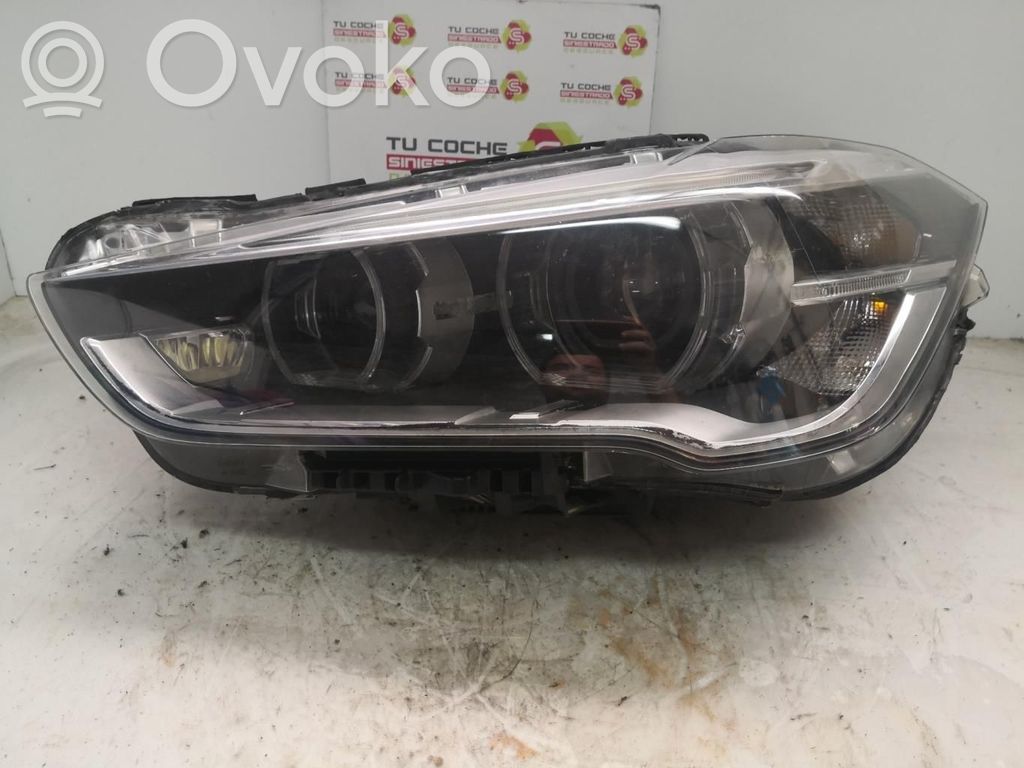 BMW X1 F48 F49 Lampa przednia 