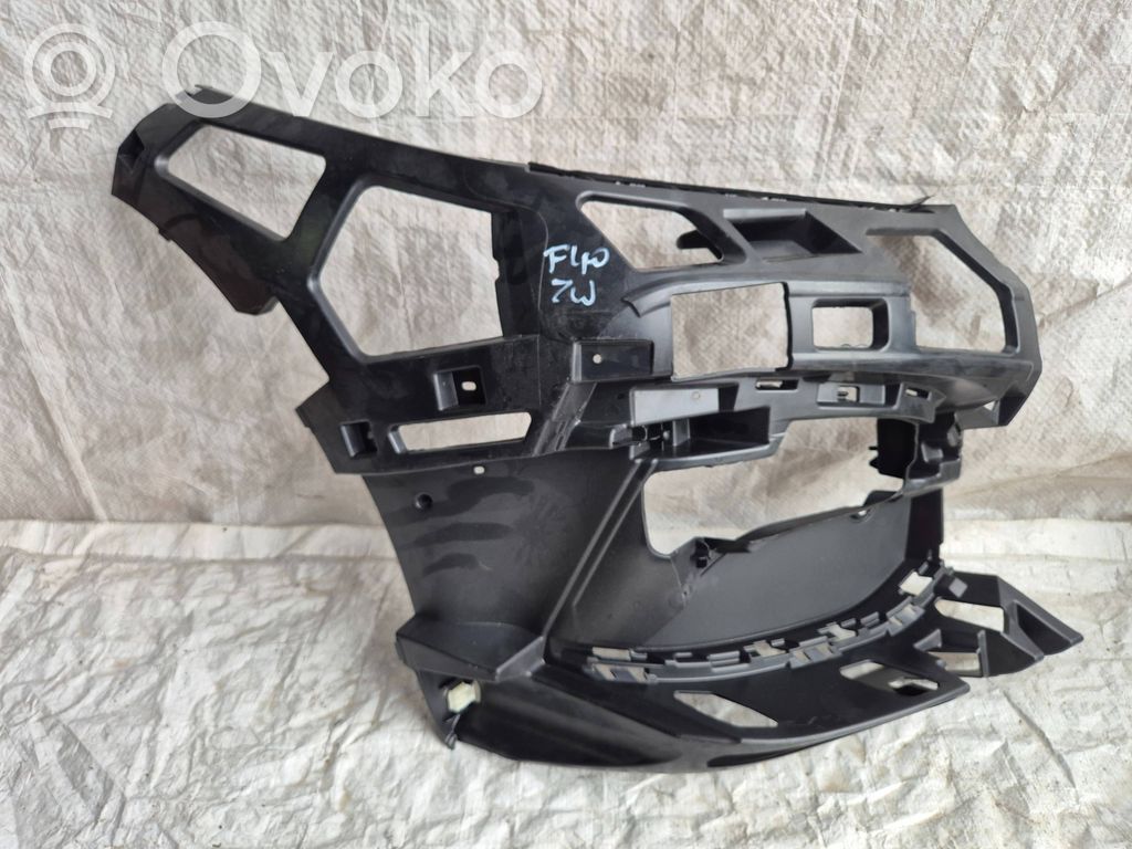 BMW 1 F40 Front bumper mounting bracket 