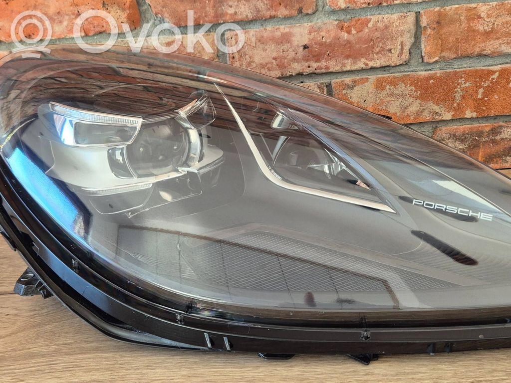 Porsche Macan (95B) Headlight/headlamp 