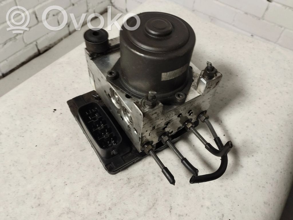 Блок ABS   GF1M43740