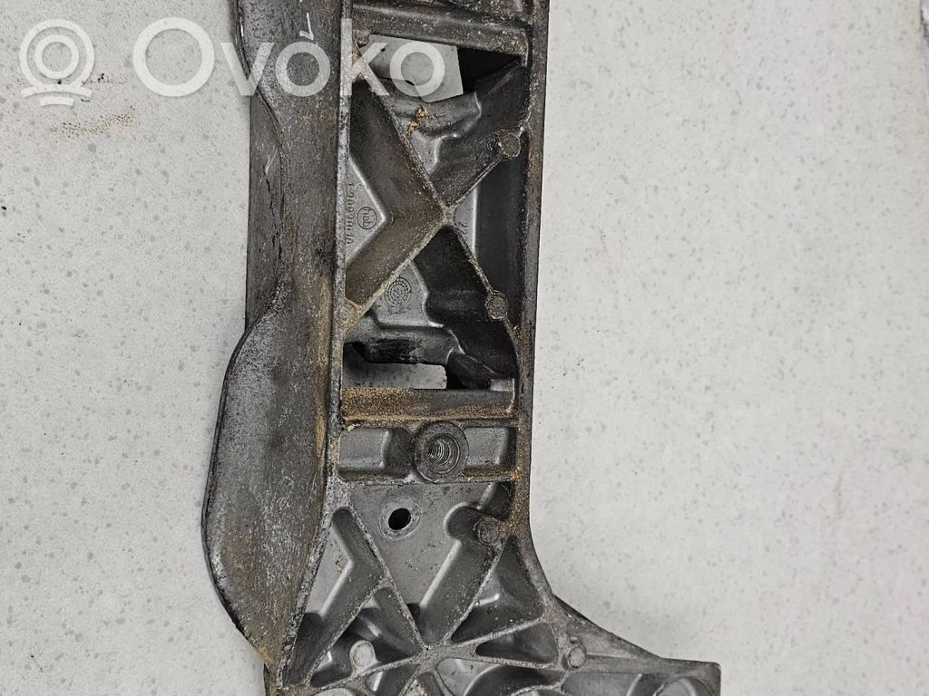 BMW 5 E60 E61 Pārnesumkārbas stiprinājuma kronšteins 