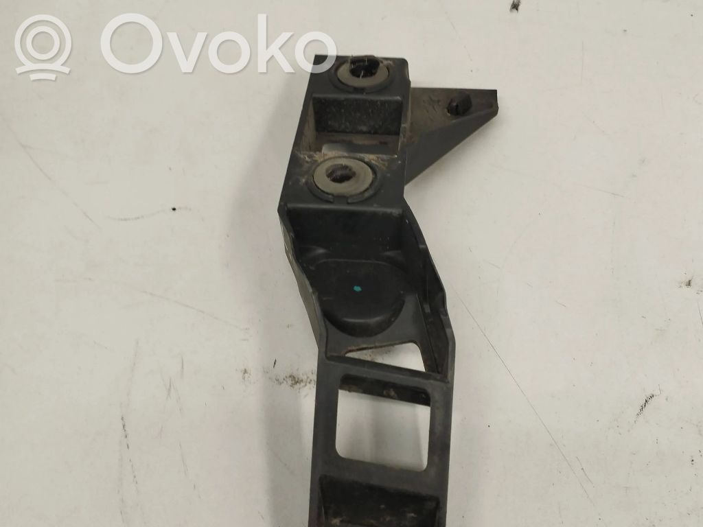 Front bumper mounting bracket   8111470,20914245