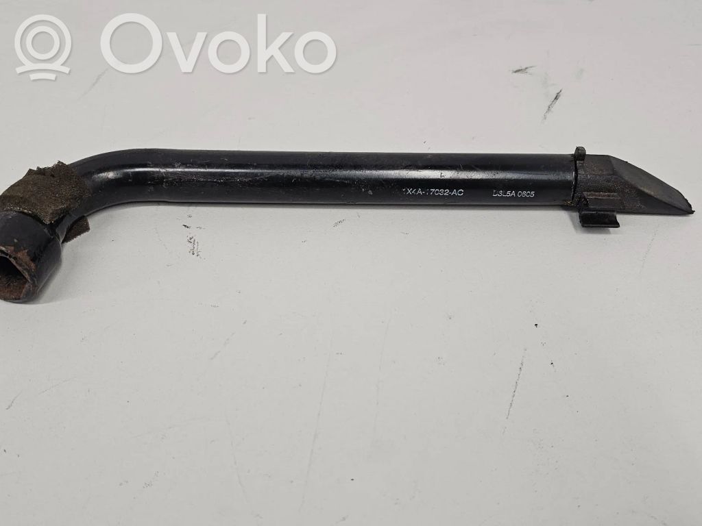 Llave de tuercas de rueda   1X4A17032AC,D3L5A0605