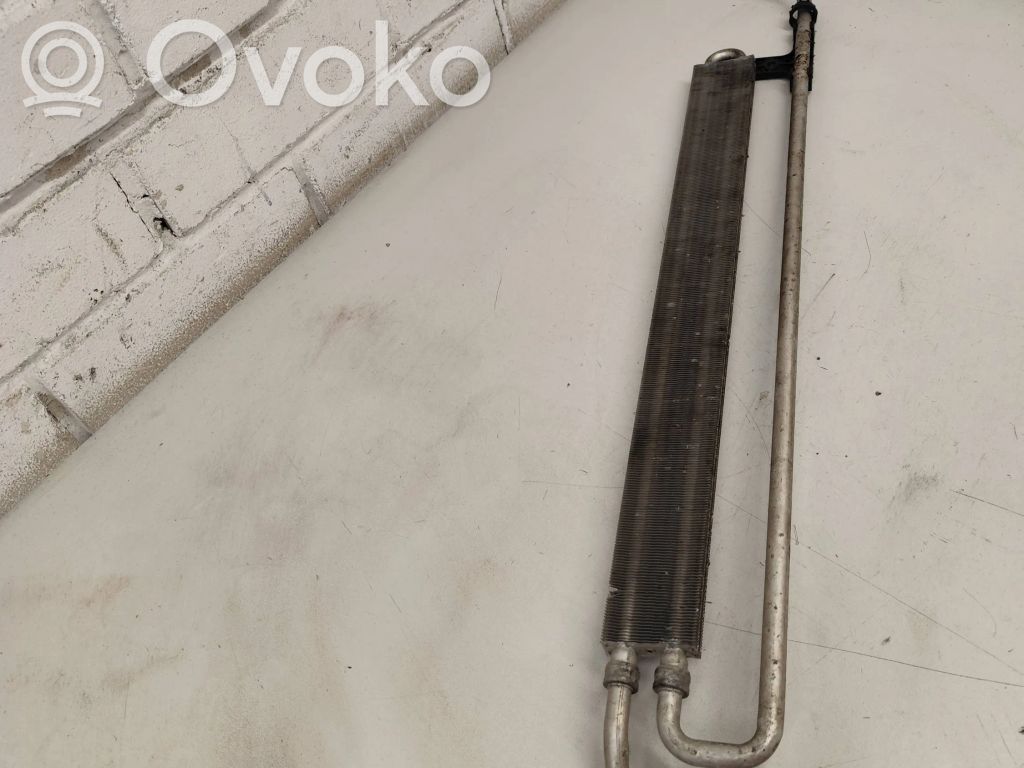 BMW 5 E60 E61 Stūres pastiprinātāja radiators 