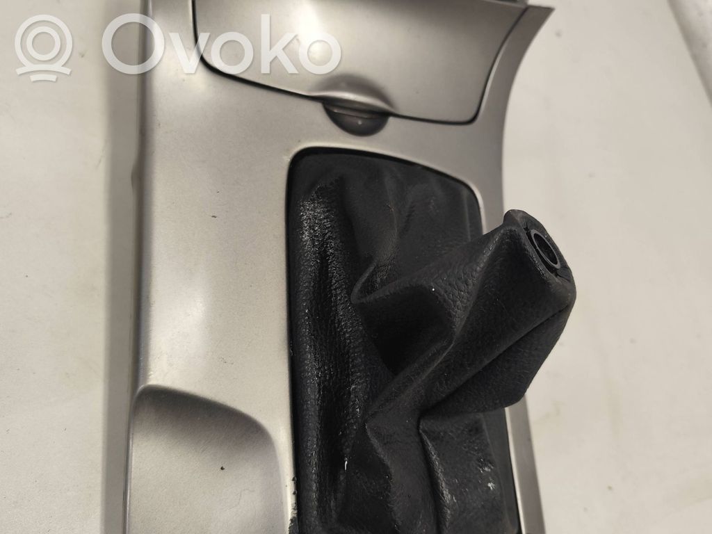 Mazda 6 Ramka drążka zmiany biegów 