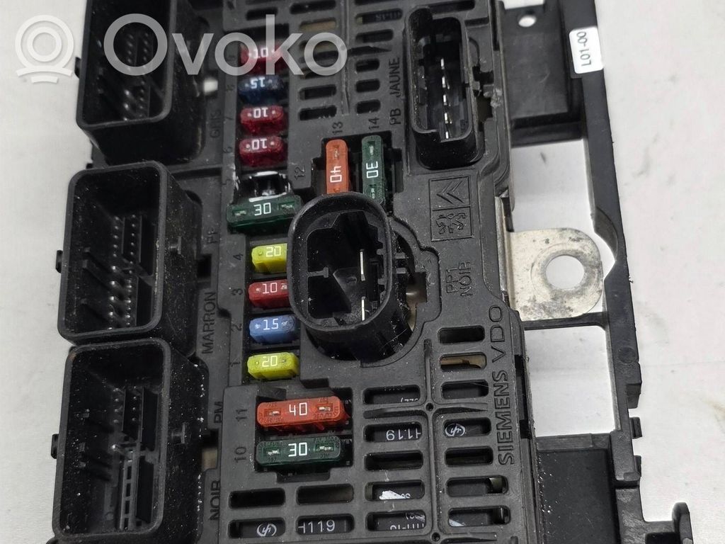 Peugeot 307 Fuse module 