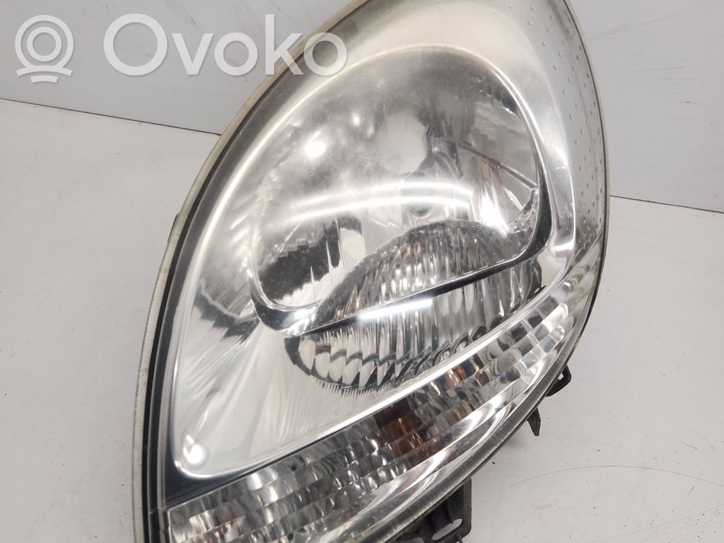 Nissan Kubistar Headlight/headlamp 