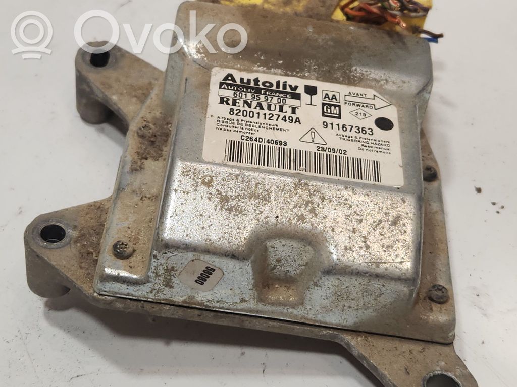 Opel Vivaro Sterownik / Moduł Airbag 