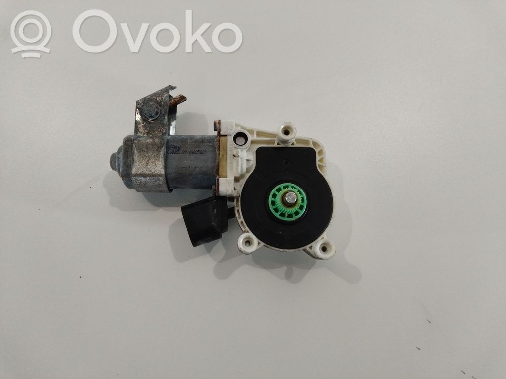 BMW 5 E60 E61 Motor del regulador de la ventanilla de la puerta delantera 