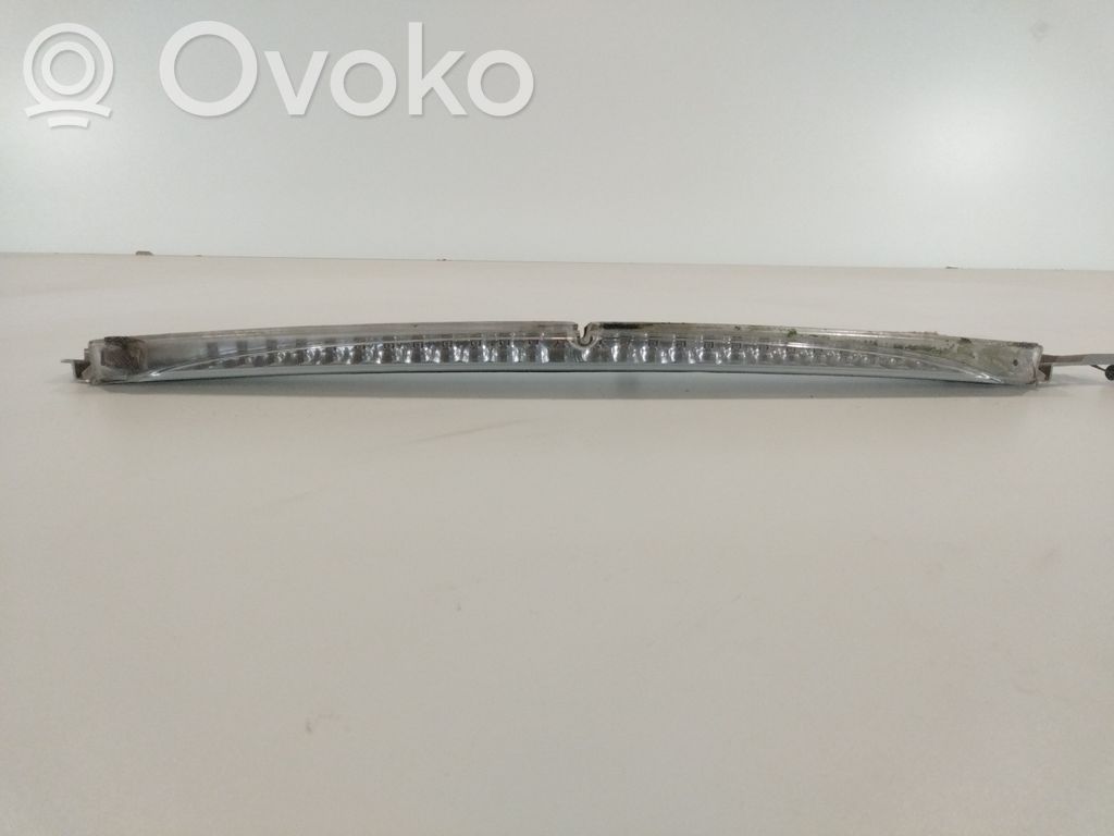 BMW 5 E60 E61 Дополнительный стоп фонарь 
