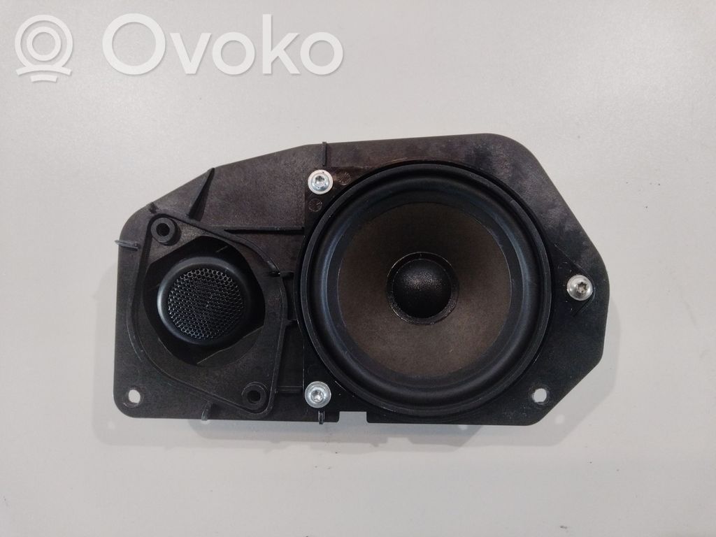 BMW 5 E60 E61 Altavoz subwoofer 