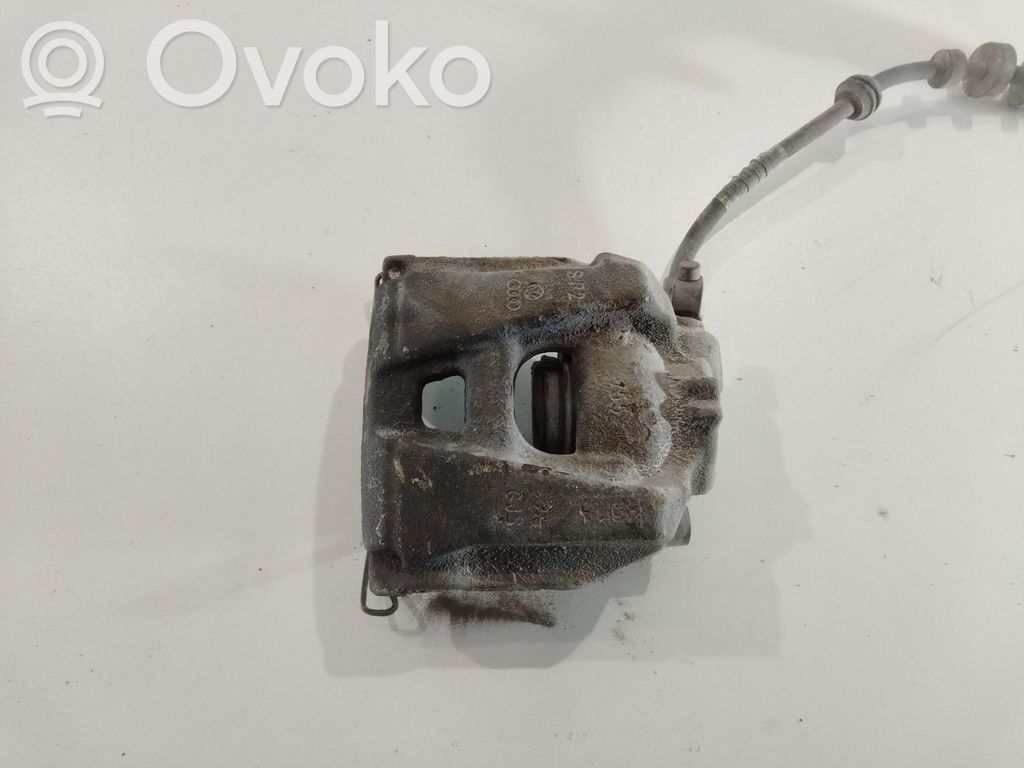 Audi A4 S4 B8 8K Zacisk hamulcowy przedni 