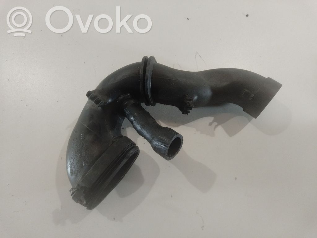 BMW 3 E90 E91 Air intake duct part 
