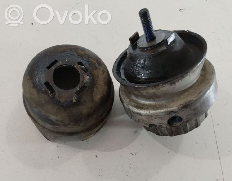 Engine mount bracket   4F0199382H,4F0199382BN