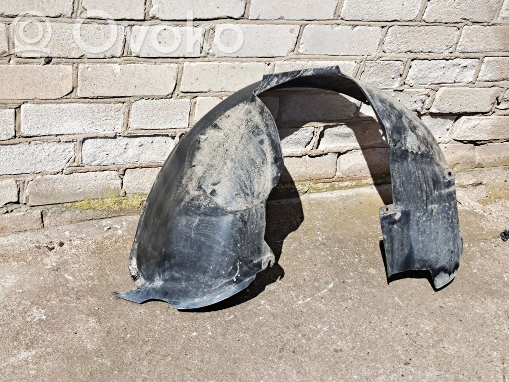 Volvo V70 Подкрылок 