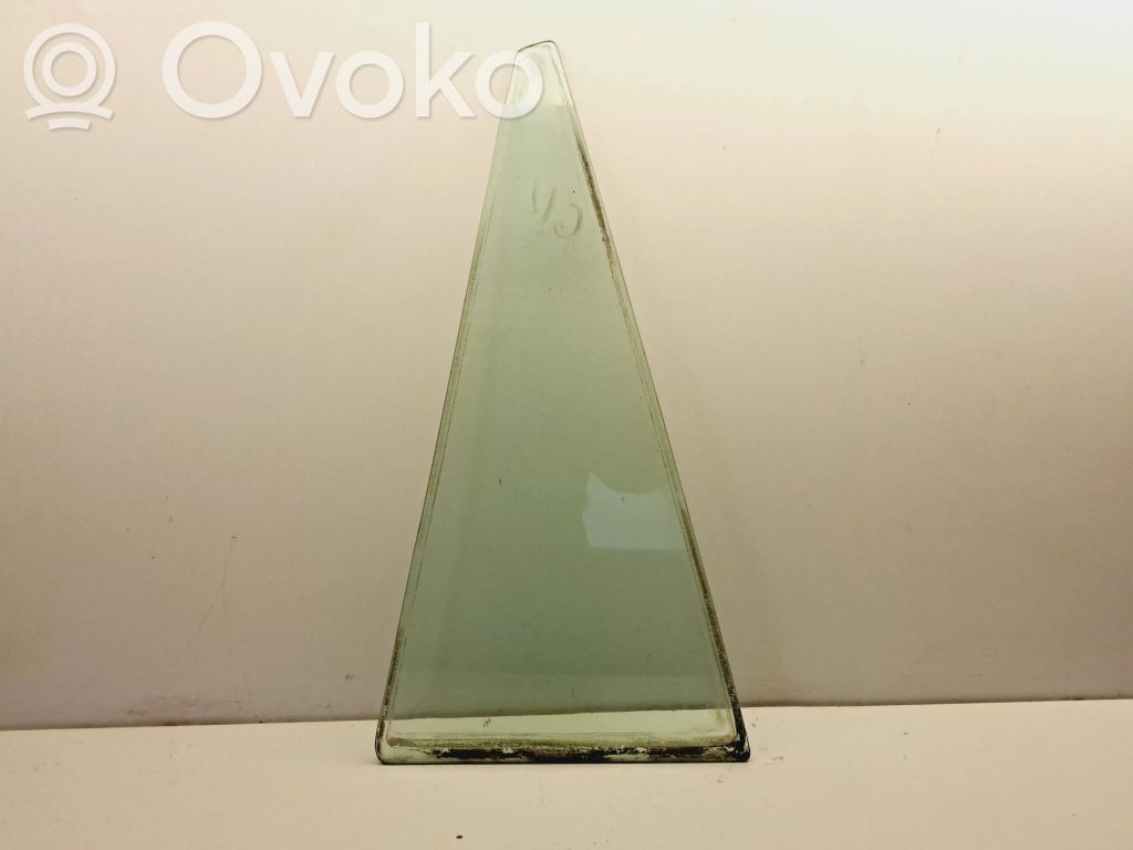Toyota Corolla Verso E121 Szyba karoseryjna drzwi tylnych 