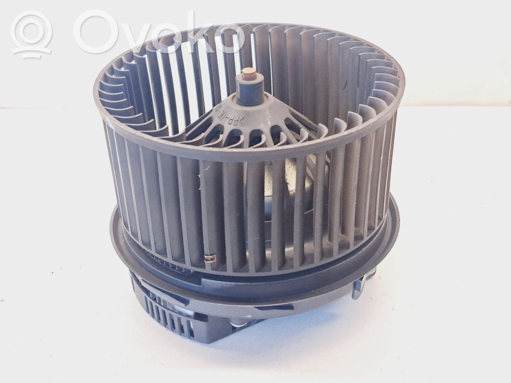 Volvo V50 Mazā radiatora ventilators 