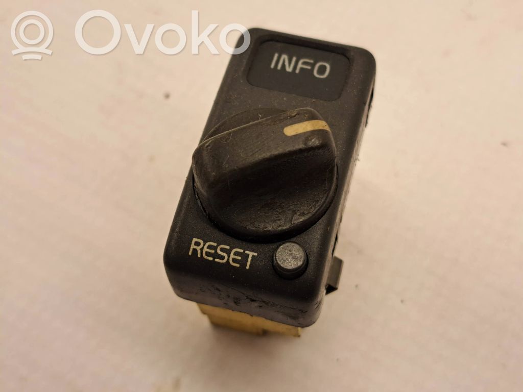 Volvo S70  V70  V70 XC On-board computer control switch 