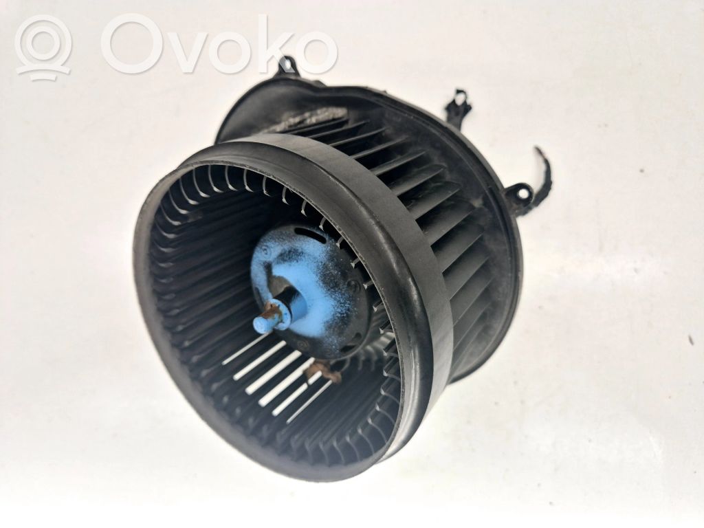 Volvo V70 Mazā radiatora ventilators 