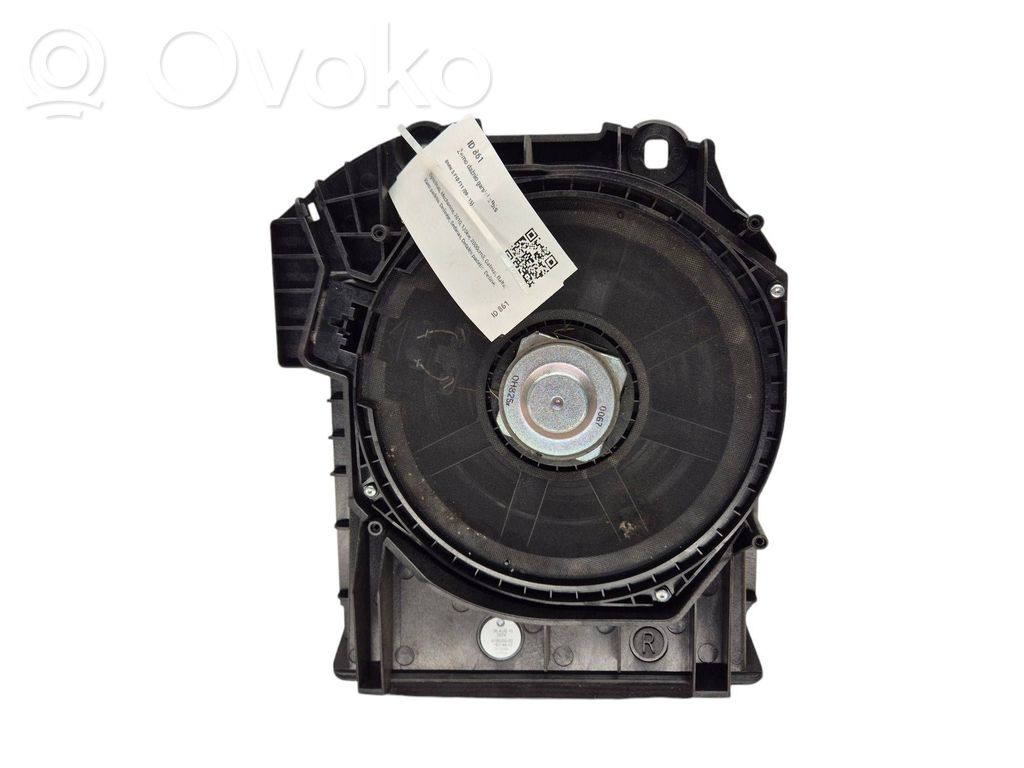 BMW 5 F10 F11 Subwoofer 