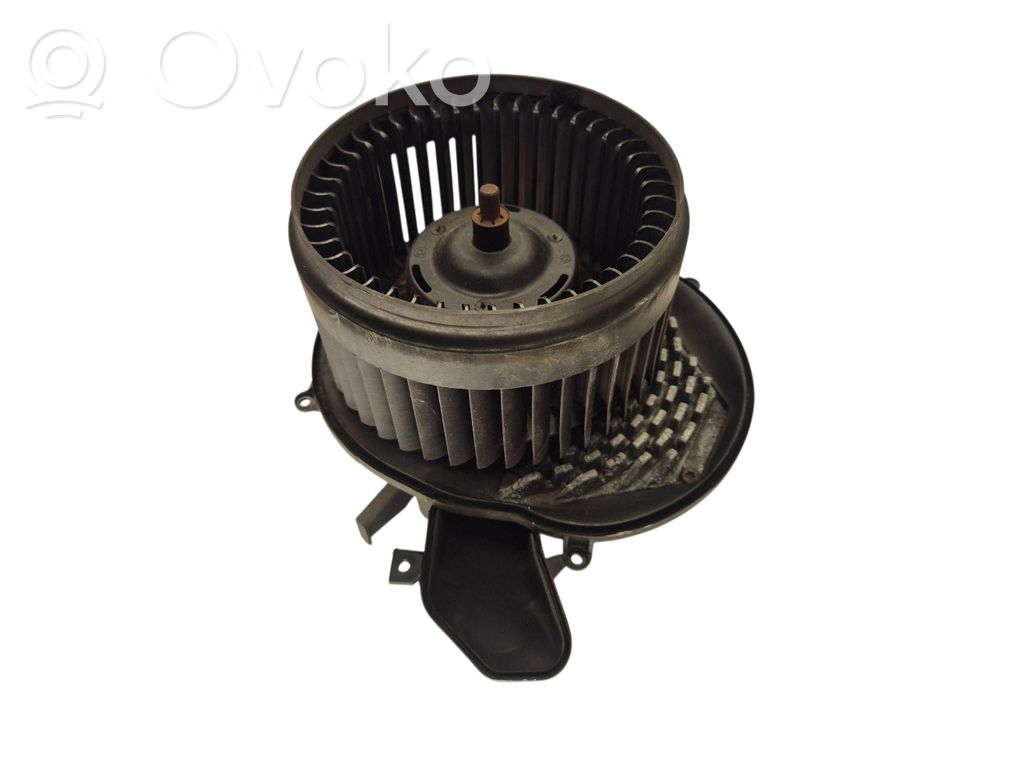 Volvo V70 Mazā radiatora ventilators 